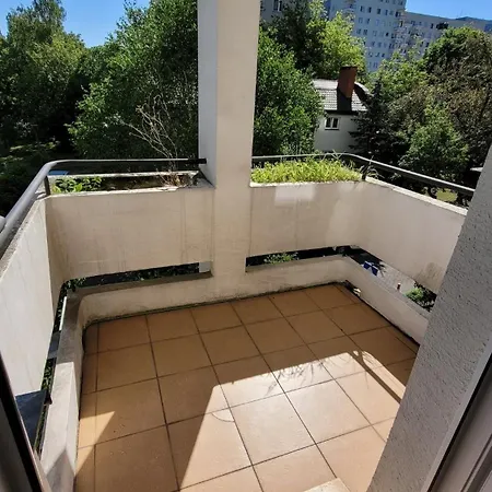 Apartament Przy Metrze Sluzew